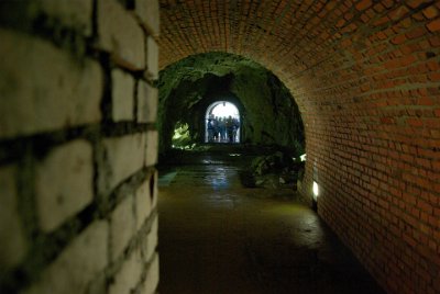 Friday 2 July, 2010  The bunker was fully self-contained with its own supplies of water, diesel fuel, food and air. It had its own sewage system and its air could be filtered and recycled in case of a poisonous bomb attack : 2010-07-02 Eagles nest