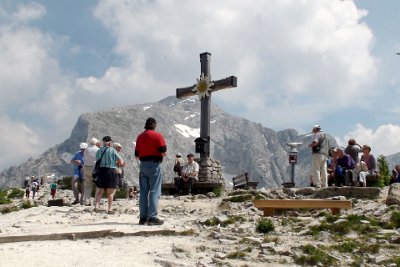 Friday 2 July, 2010  Standing here looking at the cross, it struck me as curious that this savage and inhumane war was fought between Christians. : 2010-07-02 JGR EAGLES NEST