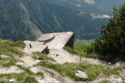 Friday 2 July, 2010  Several anti-aircraft positions were present about 100 metres  up the ridge behind the Kehlsteinhaus.  This is the base plate of the only one remaining. : 2010-07-02 JGR EAGLES NEST