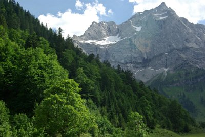 Friday 25  June, 2010  The surrounding Alps were breathtaking. They belong to the Karwendel mountain chain, are part of the Northern Limestone Alps and are largely located on Tyrolean territory. : 2010-06-25 Mittenvald