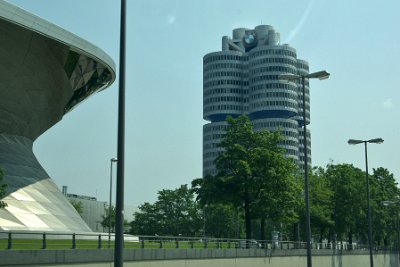 Wednesday 30  June, 2010  We pass the "Four Cylinder" building which has been the     BMW world headquarters    for over 30 years. : 2010-06-30 air museum