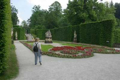 Thursday 1 July, 2010  The eastern parterre  is crowned by a wooden pavilion containing a bust of Louis XVI who was King of France before his deposition and execution during the French Revolution : 2010-07-01 partnach-lindenberg