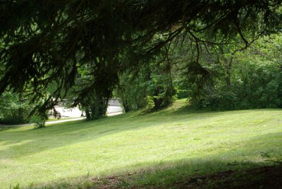 Thursday 1 July, 2010   The estate is maintained by the Bavarian Department of State Owned Palaces. The department looks after the palaces and residences that remained after the royal family was relieved of its power. : 2010-07-01 partnach-lindenberg