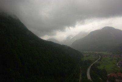 Sunday 20 June, 2010  We go up into the clouds and I am thinking that maybe there will be blue sky when we get through them. : 2010-06-20 mittenwald