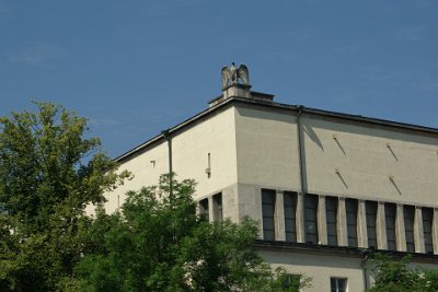 Saturday 3 July, 2010  The Deutsches Museum is on an island overlooking the Isar.  The island was regularly flooded prior to the building of the Sylvenstein dam (that creates the Sylvensteinsee) in 1954. : 2010-07-03 Munchen-bonfire