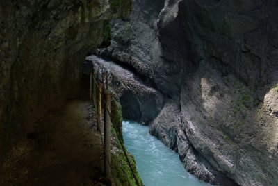 Thursday 1 July, 2010  From the 18th century to the 1960s the river and the gorge were used as a rafting stream. : 2010-07-01 partnach-lindenberg