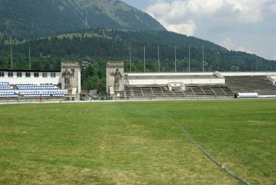 Thursday 1 July, 2010  We take the horse and cart back to the Olympic Stadium where  it is now very hot - about 31° - and very windy. It was like being home because the car park was not sealed and the wind blew dirt and dust everywhere.     Next stop: King Ludwig's Linderhof Castle : 2010-07-01 partnach-lindenberg