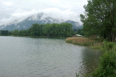 Tuesday 22  June, 2010   The lake is owned by the Free State of Bavaria and managed by the Bavarian Administration of State Palaces, Gardens and Lakes jurisdiction.  In contrast to many other Bavarian lakes, the shores of the    Tegernsee     are almost completely open to the public. : 2010-06-22 Tegensee Beibil