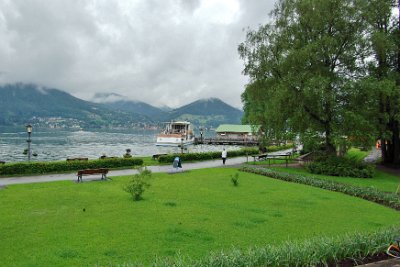 Tuesday 22  June, 2010  A tourist boat waits at the wharf ready for tourists to soak up the scenic wonders of the Tergernsee. : 2010-06-22 Tegensee Beibil