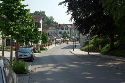 Saturday 26  June, 2010  We visit the western side of the Bad Tölz so that we can go to the Tourist Information Bureau. They speak English in these places and the staff are always helpful. : 2010-06-26 day of rest