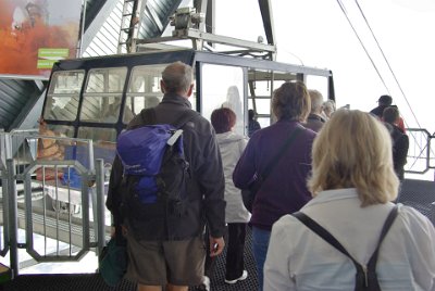 Monday 28  June, 2010  We decided we would take the cable car down into the Zugspitzplatt, and from there take the cog-wheel train back down the mountain. : 2010-06-28 sugspitze