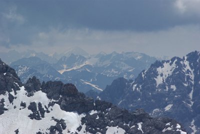 Monday 28  June, 2010  There is an eerie beauty as the sky clouds over and then clears again. : 2010-06-28 sugspitze