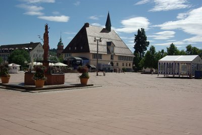 Sunday 4 July, 2010 35th wedding anniversary  The Rathaus is the imposing building with the spire. : 2010-07-05 Black Forest