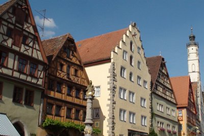 Tuesday 13 July, 2010 &nbsp;  The name "Rothenburg ob der Tauber" means "Rothenburg above the Tauber" because the town overlooks the Tauber river. : 2010-07-14 JGR CLAUS