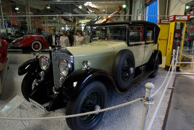 Wednesday 14 July, 2010  1928 Mercedes Benz 630K   The Mercedes Benz 630K was a transformation convertible in which the front or the back could be opened, or the soft top could be removed altogether. Usually the passengers rode under a closed top in the rear while the driver's seat was open to the air. In the 1920s this was very fashionable. : 2010-07-13 Claus