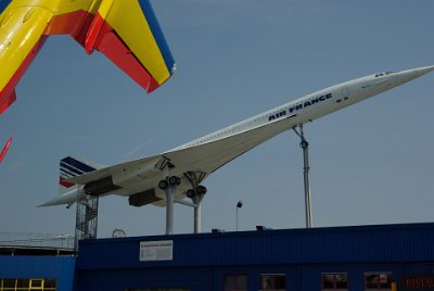 Wednesday 14 July, 2010  Aérospatiale-BAC Concorde  The Aérospatiale-BAC Concorde was a turbojet-powered supersonic passenger airliner. It was the product of an Anglo-French government treaty, combining the manufacturing efforts of Aérospatiale and the British Aircraft Corporation. TheConcorde first flew in 1969, entered service in 1976 and continued commercial flights for 27 years. : 2010-07-13 Claus