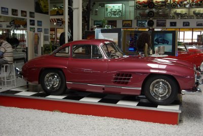 Wednesday 14 July, 2010  1954-57 Merceds Benz 300 SL Gull Wing  The 300 SL  was built in three versions: coupè, spider and with the legendary gullwings. It was powered by a 215 HP 3 litre six cylinder engine and could reach top speeds of up to 240 km/h, depending on its transmission ratio. : 2010-07-13 Claus