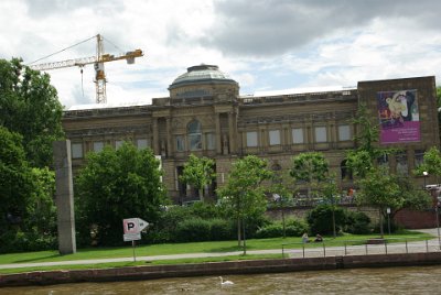 Saturday 12 June, 2010  A little farther down the river we pass the     Städelscher Museums-Verein   , an art gallery. : 2010-06-13 Frankfurt