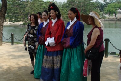 Thursday 10 June, 2010  . . . pose with the tourists. : JGR Korea