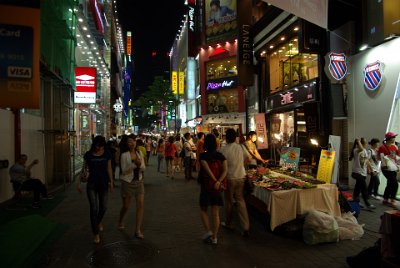 Thursday 10 June, 2010  As an aside, every store we went into spoke English. We did not feel the least bit foreign here nor unwelcome. : Seoul