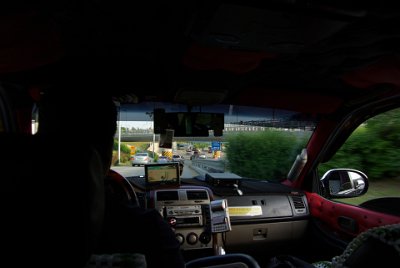 Wednesday 9 June, 2010  The cab ride in was interesting. I asked for a quote first, his English was very poor and we thought he had said the equivalent of A$90. On the way in I noticed the meter turning over furiously and asked him about it. He reckons he said A$190. : Sydney to Seoul