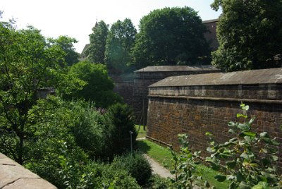 Monday 12 July, 2010 &nbsp;  From the Palace of Justice, we travel on to the Kaiserburg castle complex which served as an administrative centre for the Holy Roman Empire. : 2010-07-12 Nurnberg