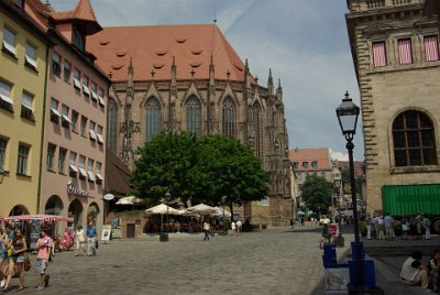 Monday 12 July, 2010 &nbsp;  This is the choir of St Sebaldus and the Rathaus is to its right. Amazing to think that the church was a sad pile of rubble in 1945. : 2010-07-12 Nurnberg