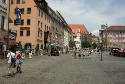 Monday 12 July, 2010 &nbsp;  Nürnberg was severely damaged in Allied strategic bombing from 1943–45. : 2010-07-12 Nurnberg