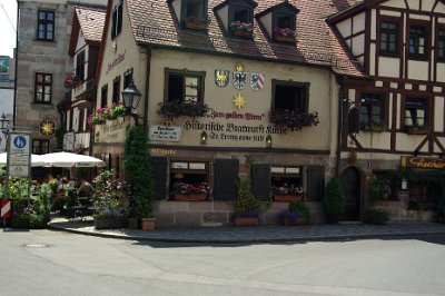 Monday 12 July, 2010 &nbsp;  The Zum Gulden Stern in Schottengasse - famous for its bratwurst sausages. Despite the heat, we had an absolutely wonderful lunch there. : 2010-07-12 Nurnberg