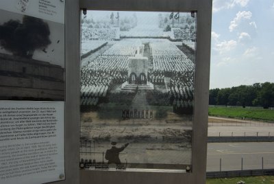 Monday 12 July, 2010 &nbsp;  Hitler giving the Nazi salute to conscripts. : 2010-07-12 Nurnberg