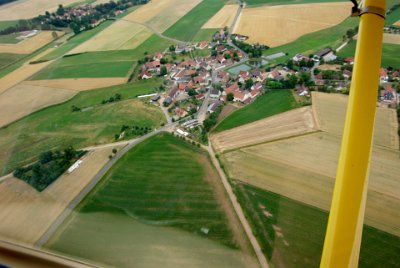 Tuesday 13 July, 2010 &nbsp;  We pass over the village of Rossendorf. Dorf means village in German. : 2010-07-13 Neurnberg