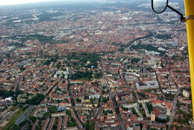 Tuesday 13 July, 2010 &nbsp;  Now we are on the northern side of  Nürnberg. The Kaiserburg complex is in almost the exact centre. : 2010-07-13 Neurnberg