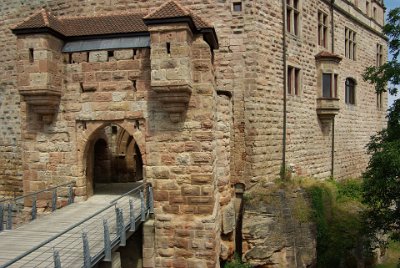 Tuesday 13 July, 2010 &nbsp;  The castle stands on the same sandstone rock as the Kaiserburg castle 20 kms away. : 2010-07-13 Neurnberg