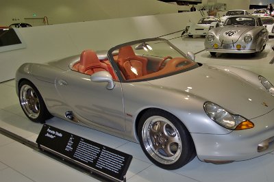 Thursday 17  June, 2010 1992 Porsche Studie Boxster  This a prototype that made it into production, the Porsche Boxter. It was a mid engined car that went into production in 1996. : 2010-06-18 stuttgart