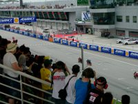 Sunday 13 October 2013 - Race day  At 1pm the Moto3 race begins : Sepang