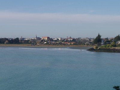 Day 2 - 40th Anniversary trip to NZ  Next morning the sky is clear and we can see Timaru township across the bay.