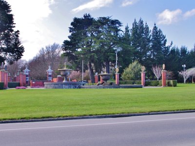 Day 3 - 40th Anniversary trip to NZ  We continue our walk past Queen's Park. Invercargill is the southernmost and westernmost city in NZ and one of the southernmost cities in the world.