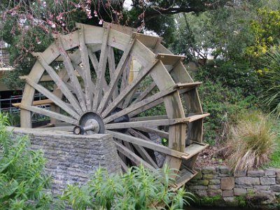 Day 8 - 40th Anniversary trip to NZ -  Jenni explores the city area   This waterwheel is located on a small island in the Avon at the corner of Oxford Terrace and Hereford Street.  in the early days of Christchurch, the island was the site of a water powered flour mill.