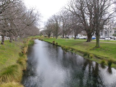 Day 8 - 40th Anniversary trip to NZ -  Jenni explores the city area   . . . crosses over and walks along the northern side of the Avon . . .