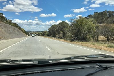 Thursday 19-10-2017 The trip there  The car is packed with all of our essential gear like 12v to 240v inverter, three 12v batteries, our iPads and iPhones, the laptop, and my two cameras plus their batteries.  Jenni intends taking all of her pictures with her new iPhone 7.  We're on the Hume Freeway heading south, having cleared the last of Sydney's motorways at Liverpool, and finally we can relax.