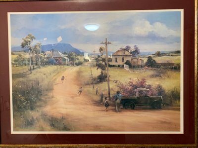 This print adorns the wall of our motel room. The painting,  called  "The kite flyers",  is by Australian artist d'Arcy W Doyle (1932 – 2001) and it reflects rural Australian life circa 1920. Mr  Doyle was a painter of Australian landscapes and historical scenes; he was self taught.