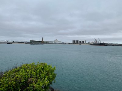 Inside the harbour are the storage and loading facilities for coal and sugar bound for China, India and Japan.