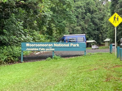 The road leads to Woo-roo-noo-ran National Park at the base of Mount Bartle Frere.