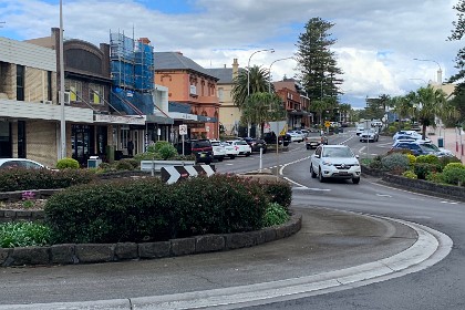 Tuesday 26 July 2022 When I last came here and all traffic passed through the town, this roundabout was a huge bottleneck.