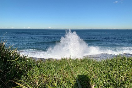 Monday 25 July 2022 Jenni has to wait a little while to get a shot of the waves breaking. A mild swell is running but nothing too exciting happens.