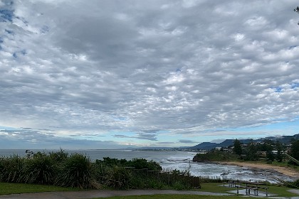 Tuesday 26 July 2022 We go and have breakfast in the hotel. It's a little quieter than last night and we find a table to ourselves. We have our usual breakfasts: poached egg & bacon on sourdough for me, smashed avocado for Jenni.