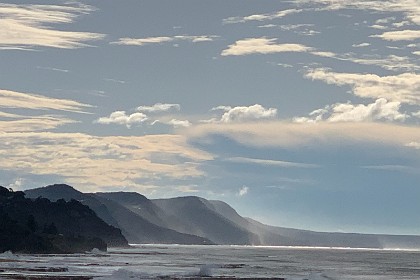 Tuesday 26 July 2022 We get the car from the garage and park it at the beach. The view to the north is misty and wonderful.