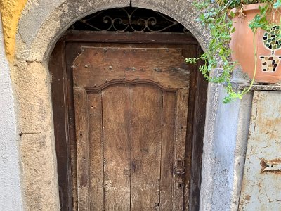 Monday, 6 March 2023 An ancient doorway.  How old is that wood?