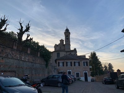 Sunday, 12 March 2023 Heading back to the hotel for a rest before going to dinner...the church in the background (one of about 5 in the village) is the Arciconfraternita di San Michele.