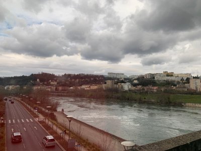 Sunday, 19 March 2023 Running alongside the Rhone in Lyon